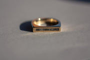 signet ring 